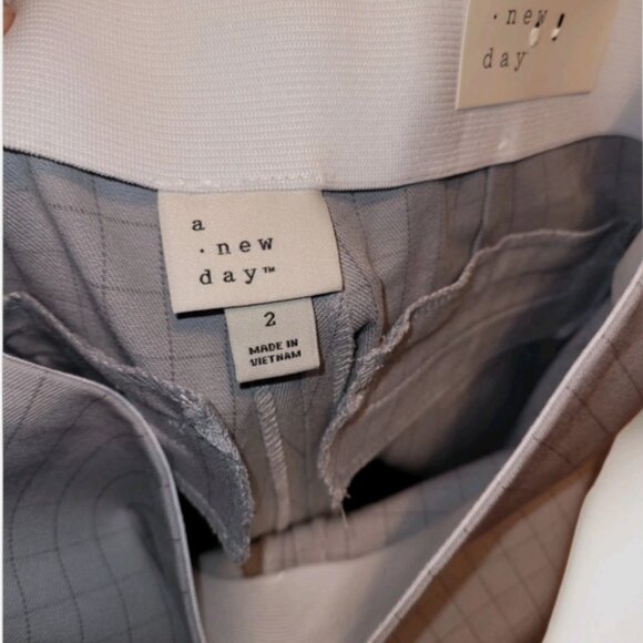 A New Day Grey Windowpane Pinstripe Slacks, Size 8 - Picture 3 of 5